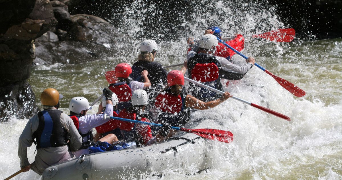 Desafios das Mudanças Climáticas nos Esportes de Aventura Aquáticos